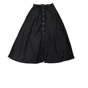 60. Elegant Black Button-Down Skirt Size LP